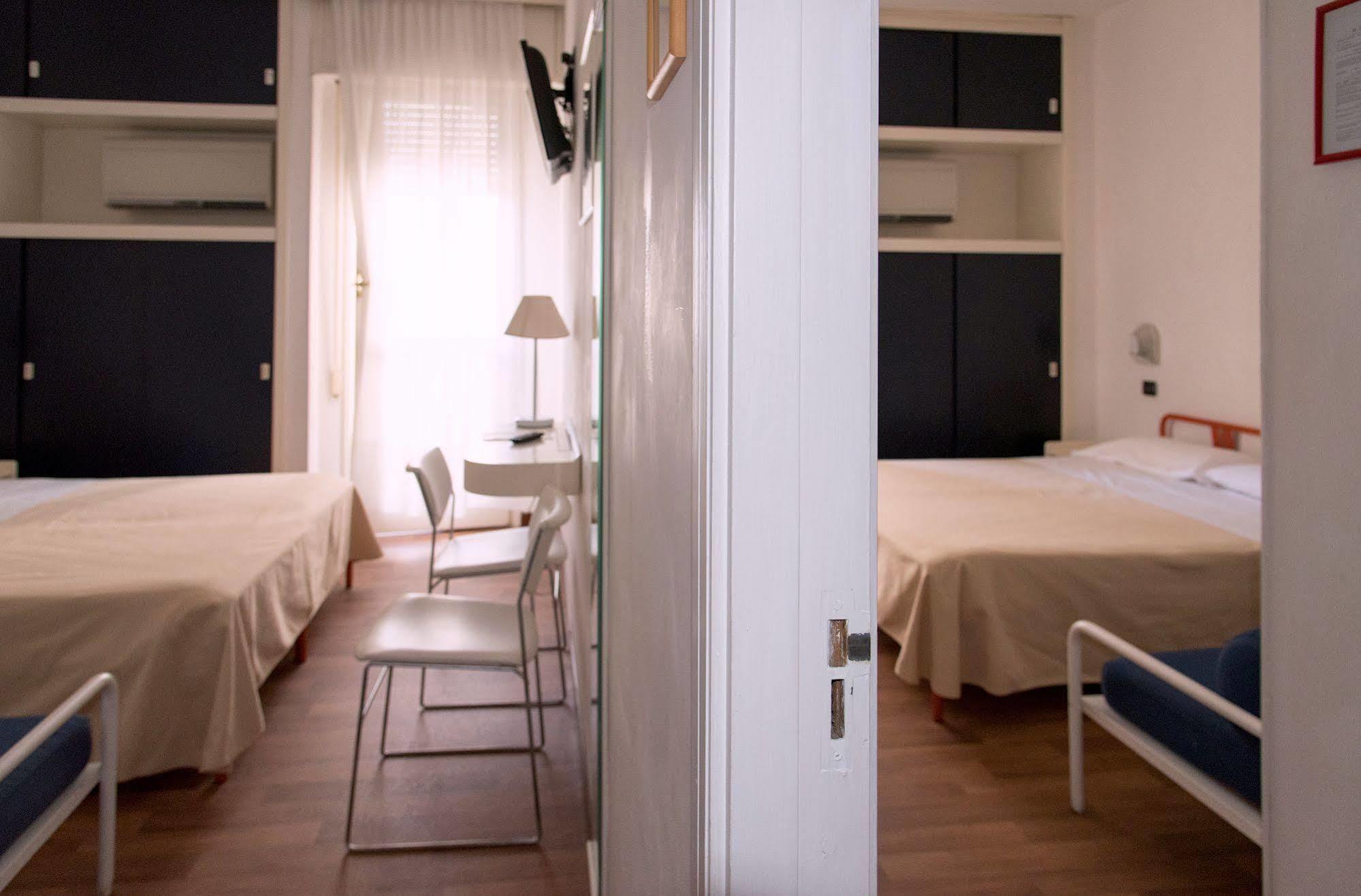 Hotel Nettuno Pesaro Exteriér fotografie