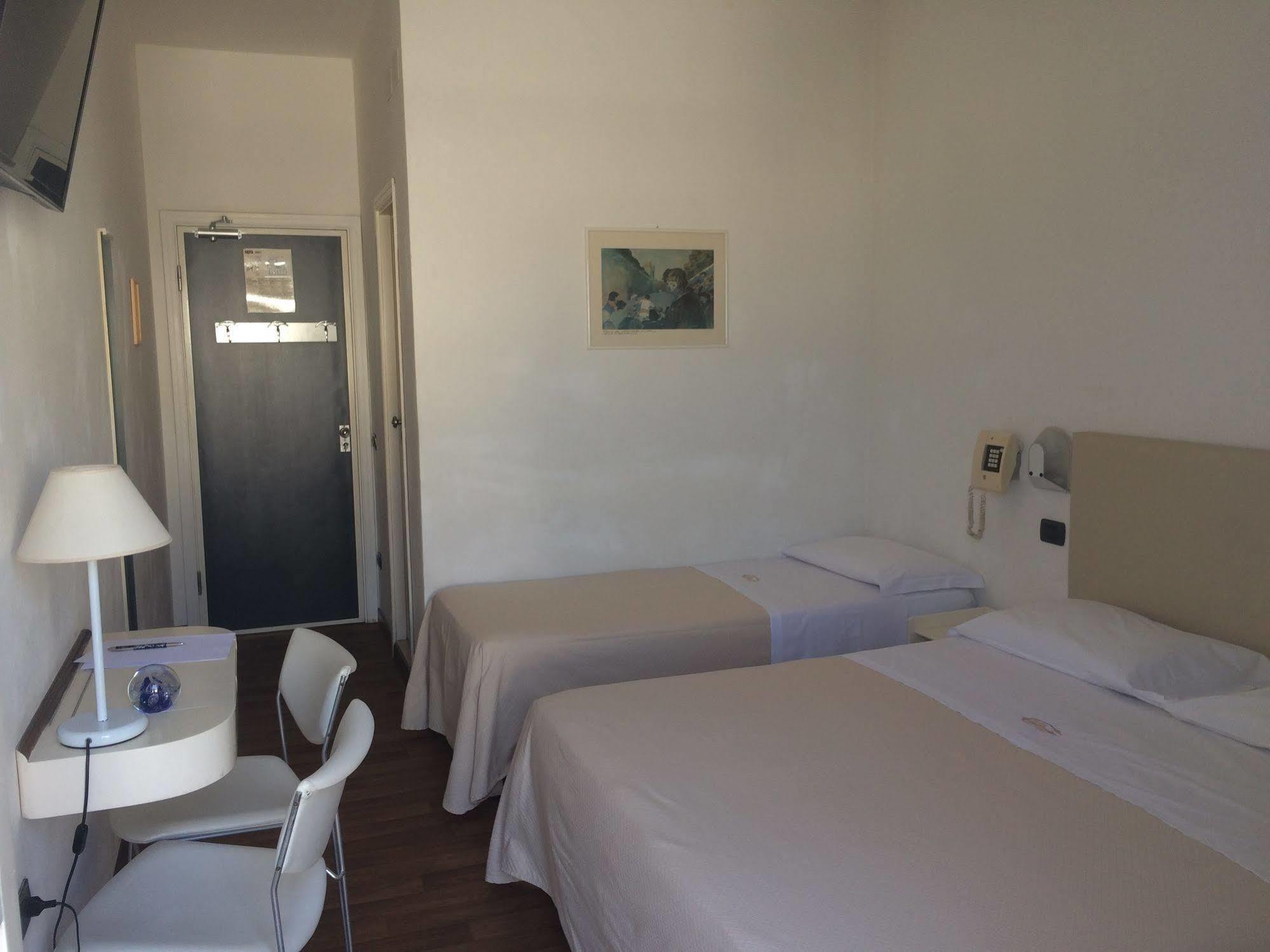 Hotel Nettuno Pesaro Exteriér fotografie