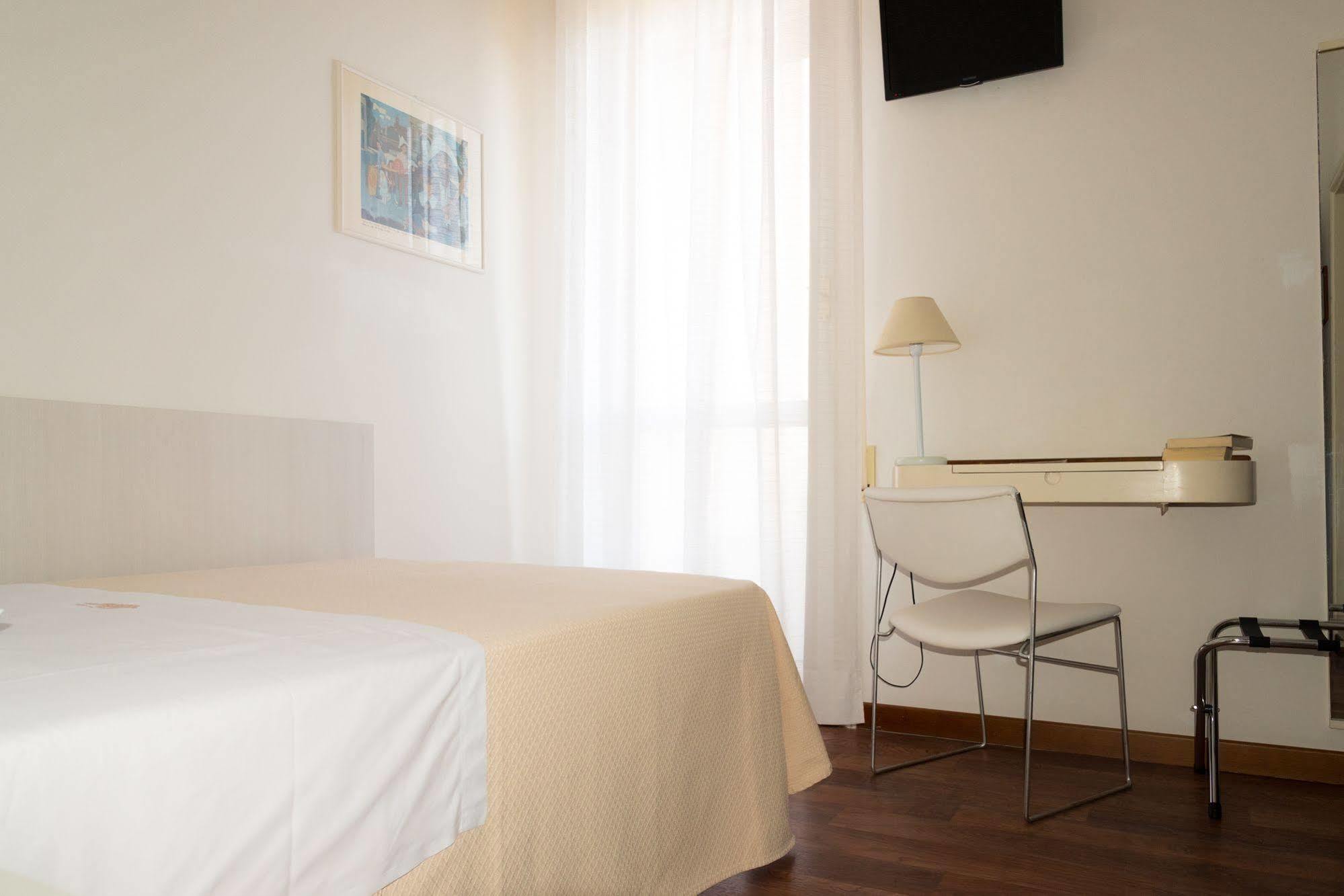 Hotel Nettuno Pesaro Exteriér fotografie