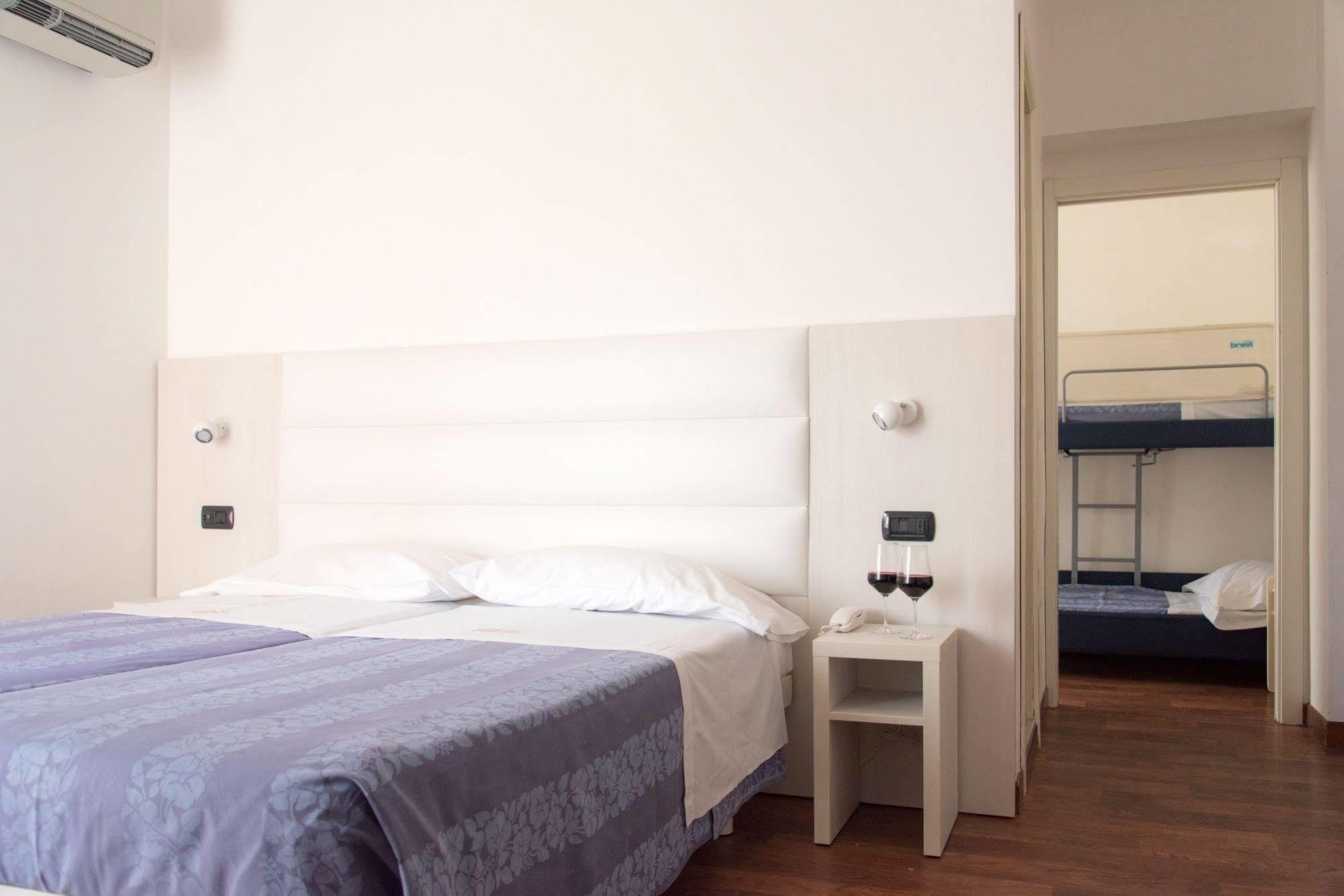 Hotel Nettuno Pesaro Exteriér fotografie